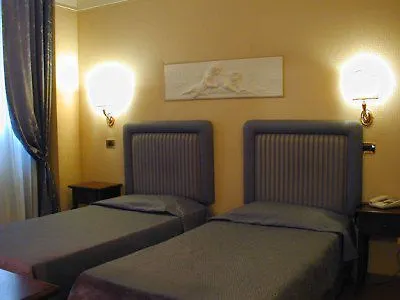 Hotel Varese Rome 3*,