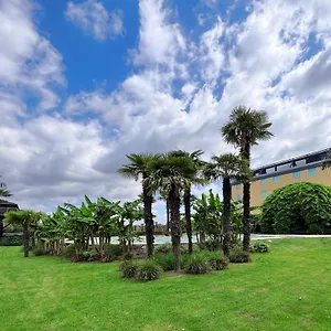 Royal Garden Milano מלון אסאגו