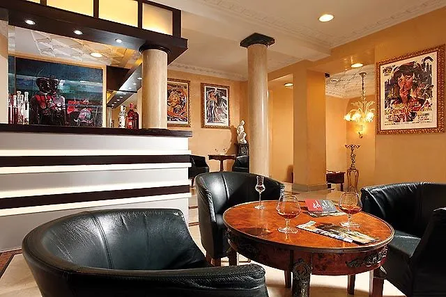 ***  Hotel Varese Róma Olaszország